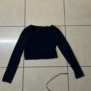 H&M Black V-Neck Long Sleeve Crop Top